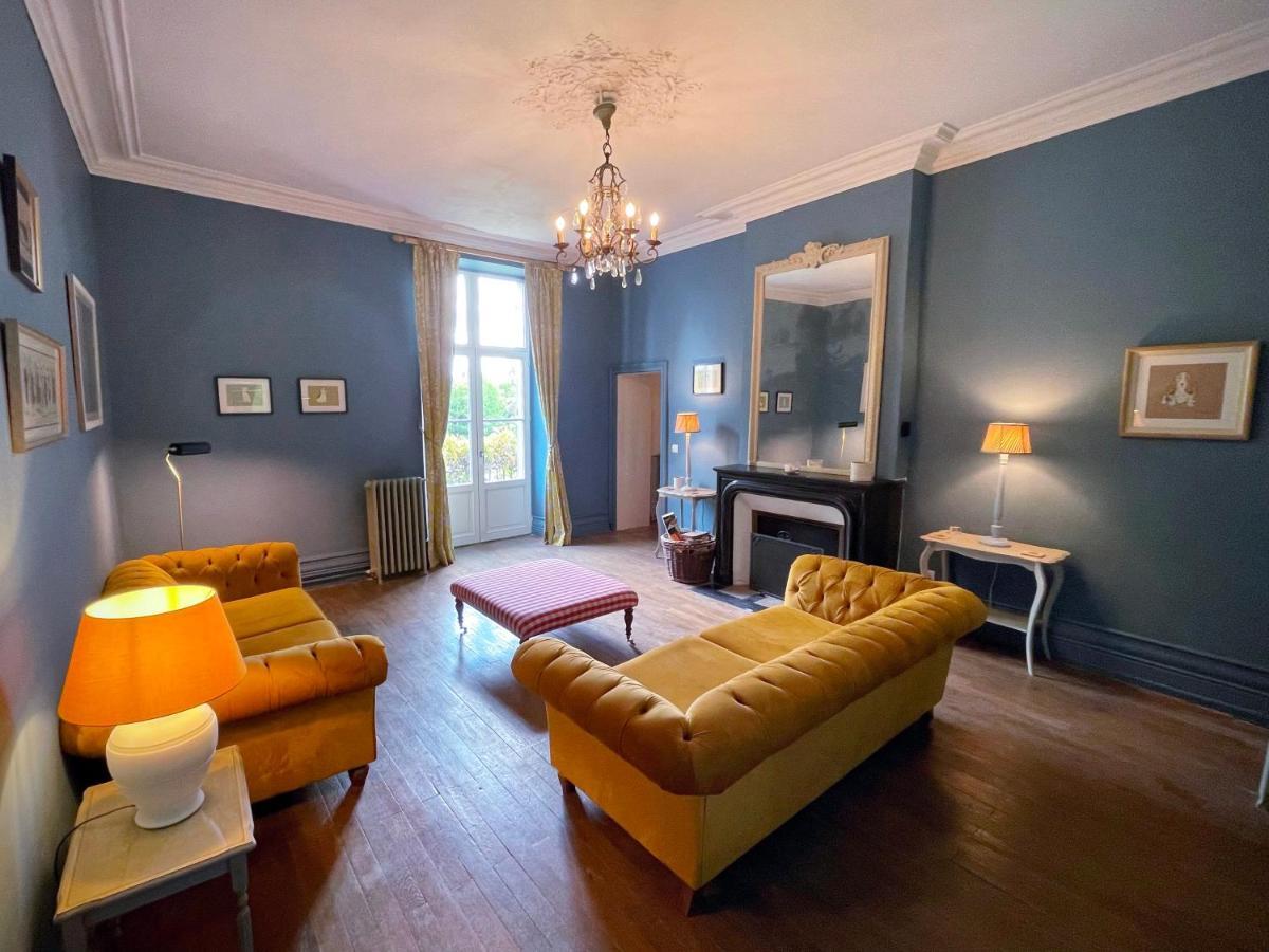 Beautiful 6 Bedroom House With Pool & Large Garden Le Pêchereau Zewnętrze zdjęcie