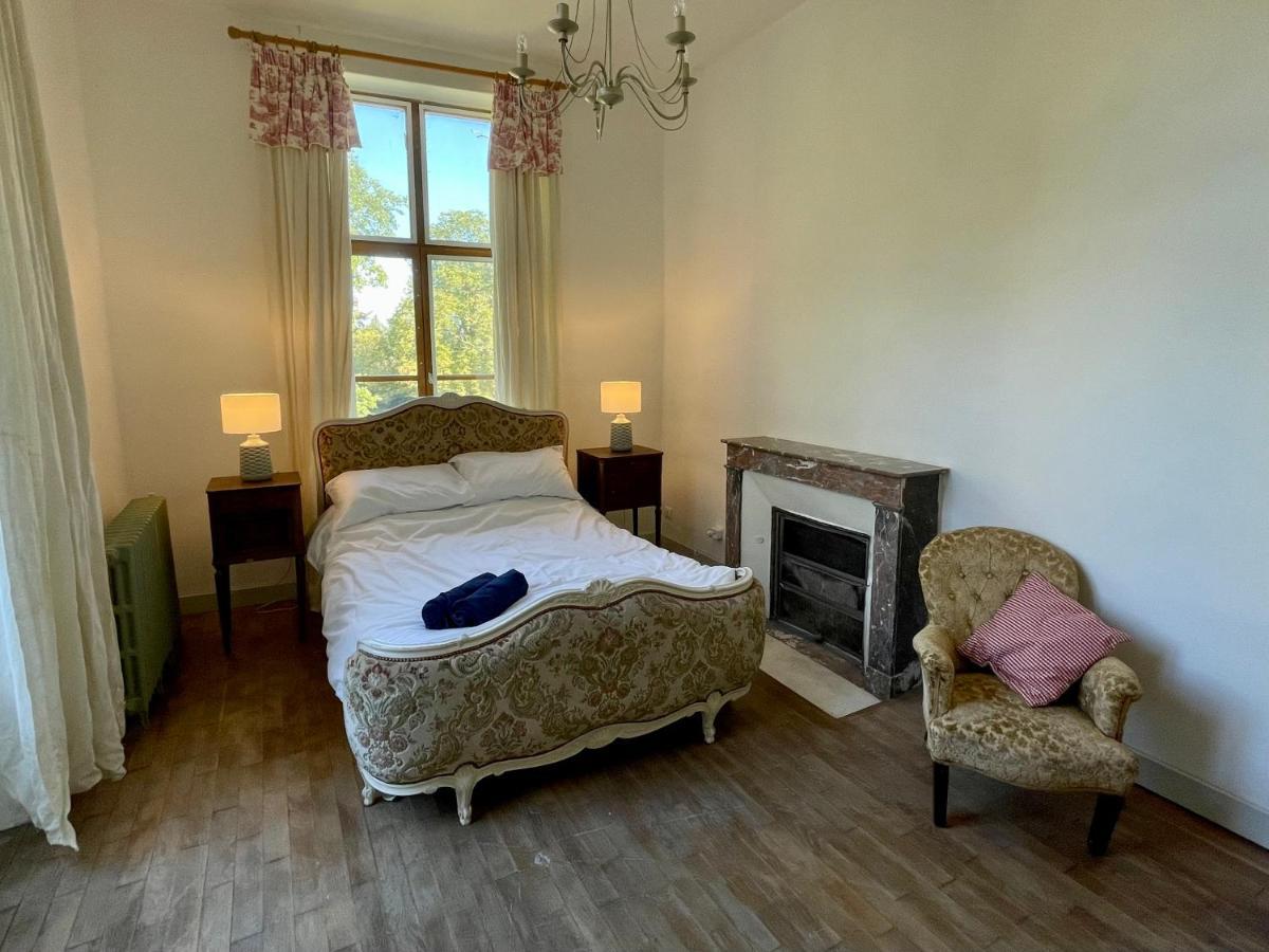 Beautiful 6 Bedroom House With Pool & Large Garden Le Pêchereau Zewnętrze zdjęcie